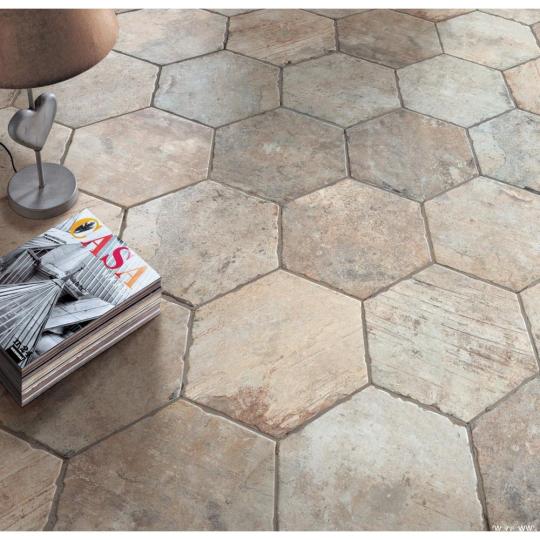 sestuholnikova dlazba svetle sestuholnikova hexa cir chicago siva rustikalne okraje mediteraneum country vintage dlazba podlahova dlazba mrazuvzdorna zahradna obyvacka spalna kuchyna kupelna terasa podlahova pokrytie obklad tehla.jpg